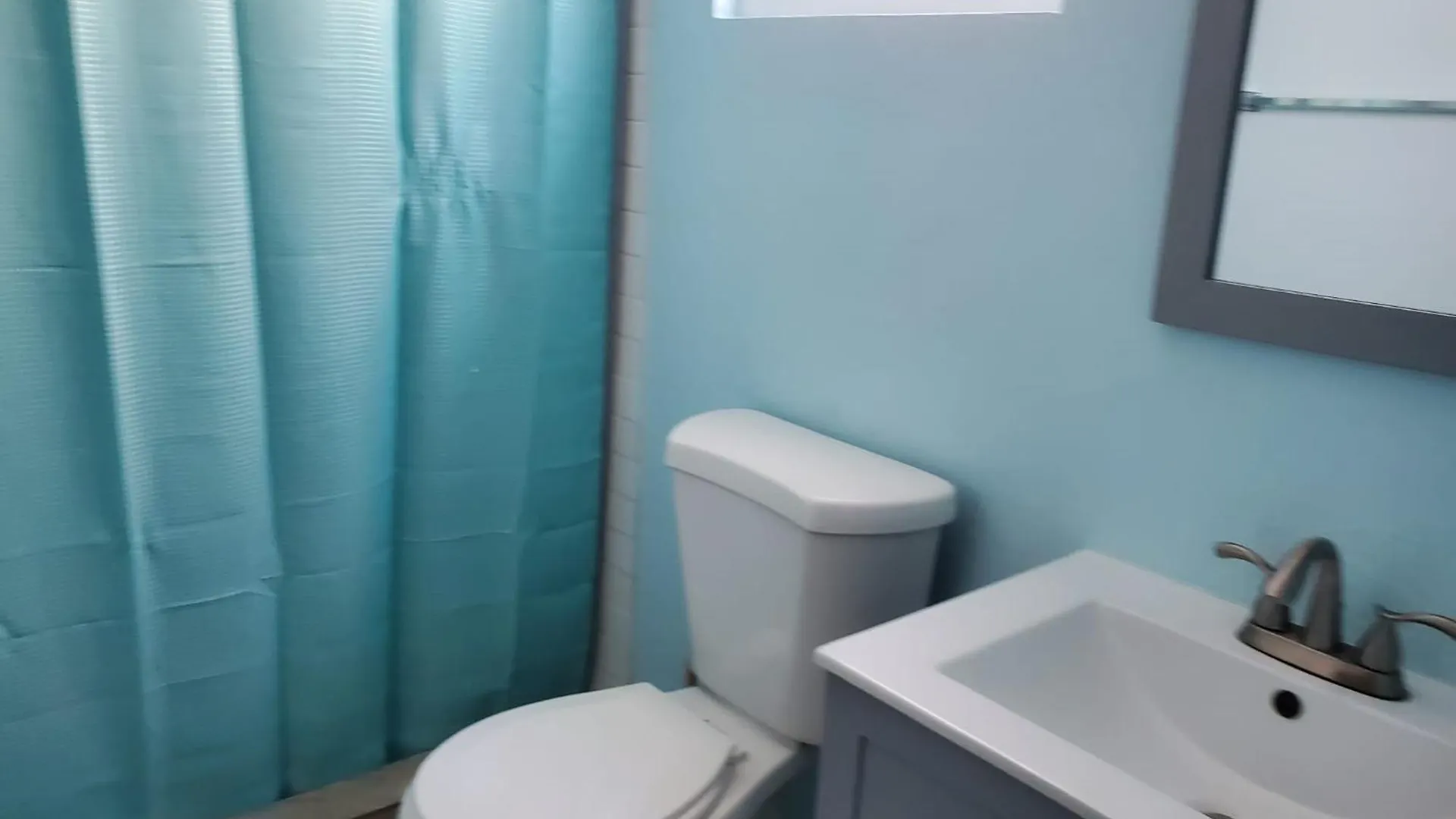 8Br 6Ba Remodeled 6 Units Central Location, Near Beach And Restaurants San Juan 0*,  Puerto Rico