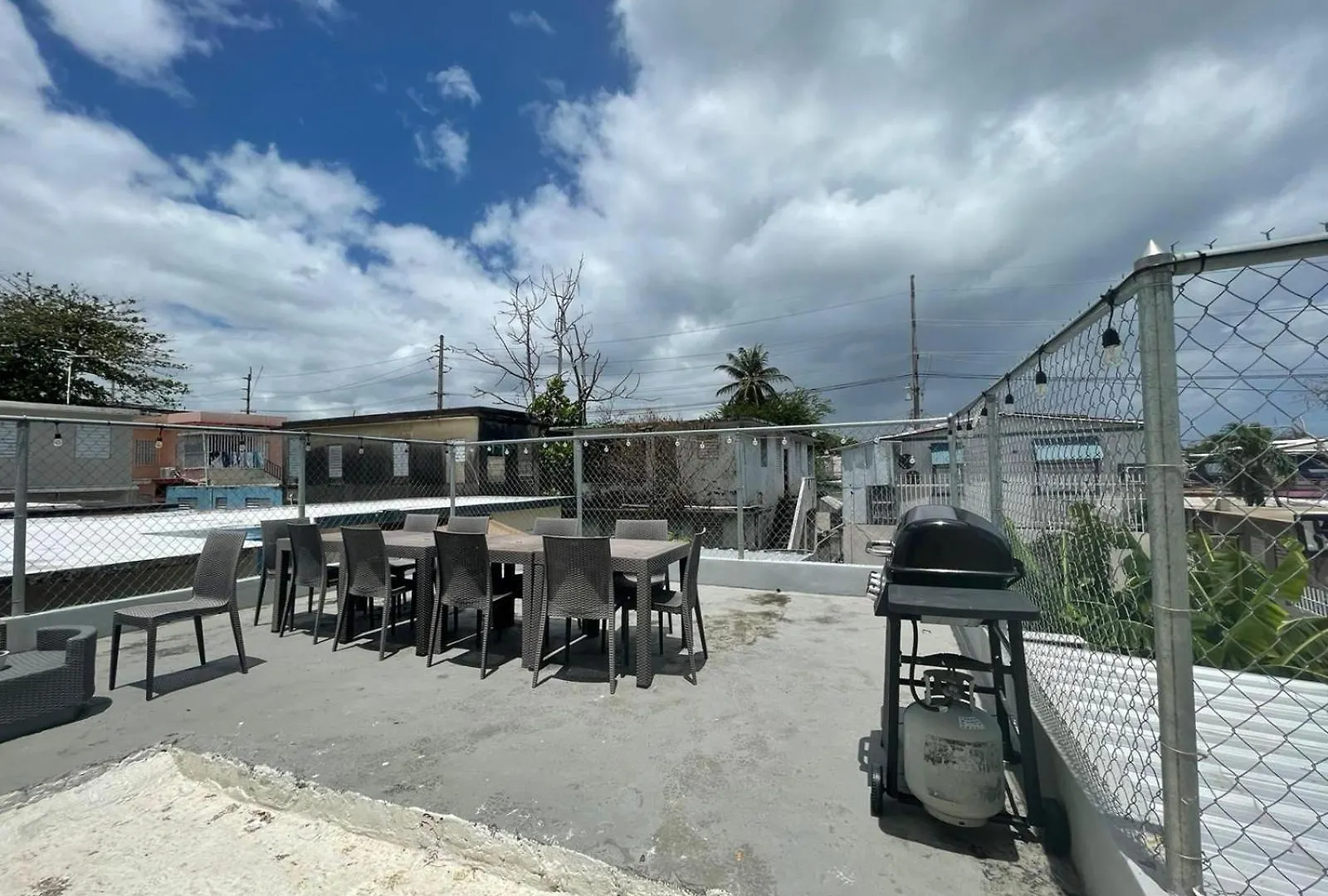 8Br 6Ba Remodeled 6 Units Central Location, Near Beach And Restaurants San Juan